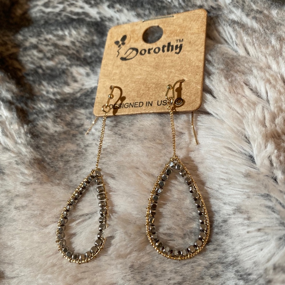 Super cute Dorothy Earrings